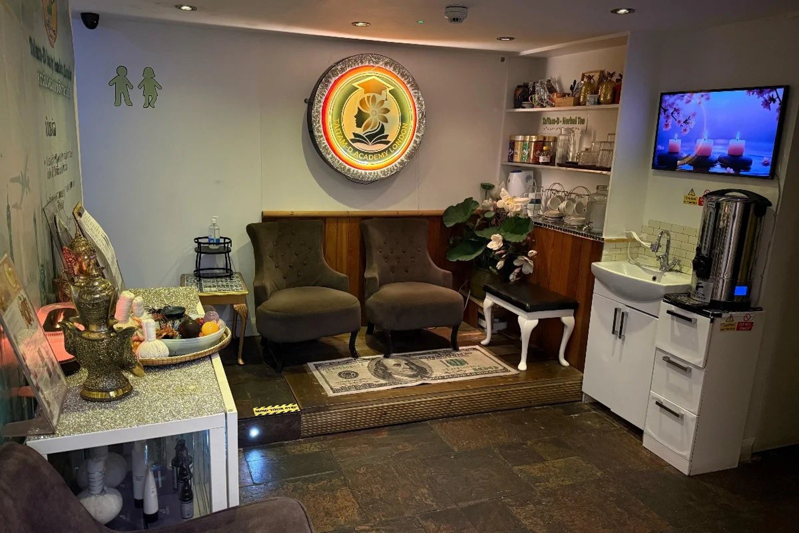 TaiTam-D interior atmosphere